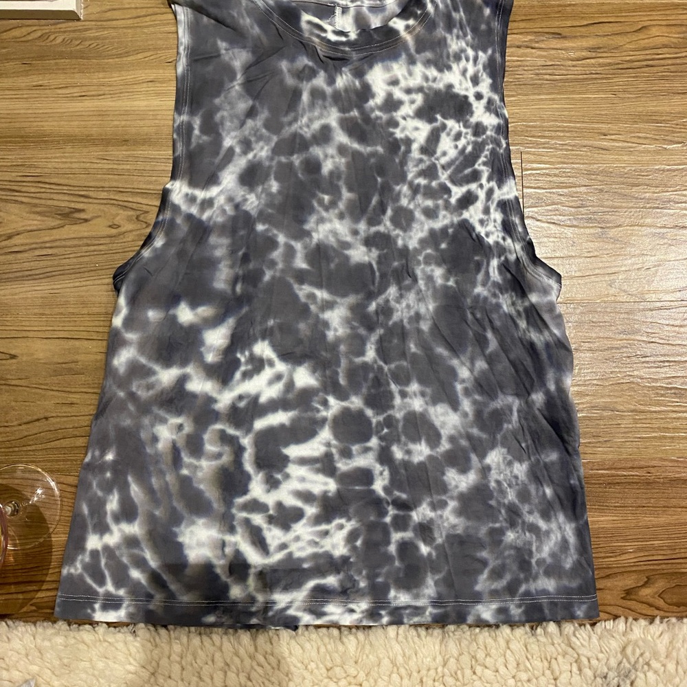 Tie dye lulu lemon tank!